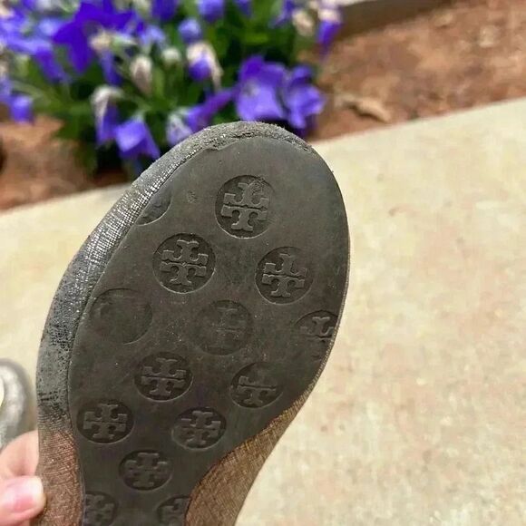 Tory Burch Metallic Flats - Picture 12 of 16